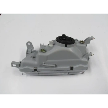 toyota corolla- ae101- 1993-1998  modıfıye far lambası sağ (seffaf camlı nikelajlı) h4 (koto) Oem No (811101361009)