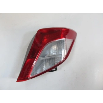 toyota yaris- 2011-2014  stop lambası sağ kırmızı/beyaz (casp) Oem No (815510D370)