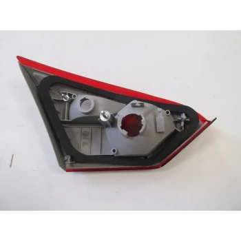 ford focus- sd- 2012-2014  iç stop lambası sağ kırmızı/beyaz (pleksan) Oem No (BM5113A602AD)