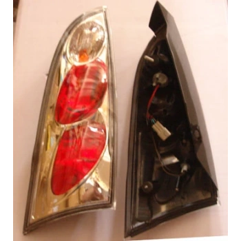 ford focus- hb- 1998-2005  modıfıye stop lambası sağ/sol set 2 parça nikelajlı/kırmızı (5kapı) (tyc))