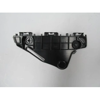 toyota hilux- pıck up- 2015-2019  ön tampon braketi sağ plastik (tw) Oem No (521150K110)