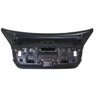 volkswagen jetta- 6- 2011-2014  arka bagaj kapağı komple (tyg) Oem No (5C6827025A)