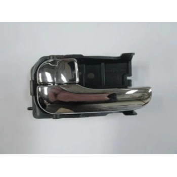 nissan maxima- a32- 1995-2000  ön kapı iç açma kolu sol nikelajlı (hushan) Oem No (8067140U13)