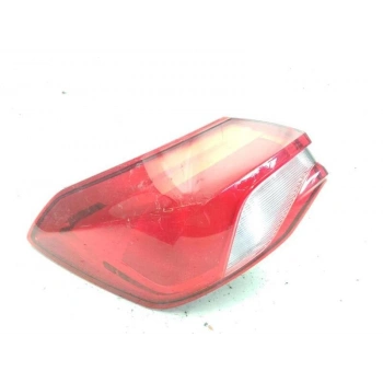 Ford Focus 2018-2022 Stop Lambası Dış Sağ H.Back Ledsiz Oem No (JX7B13404CG)