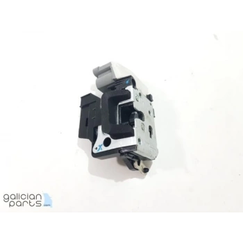 fiat doblo- 2011-2015  orta kapı kilidi sağ Oem No (51709194)