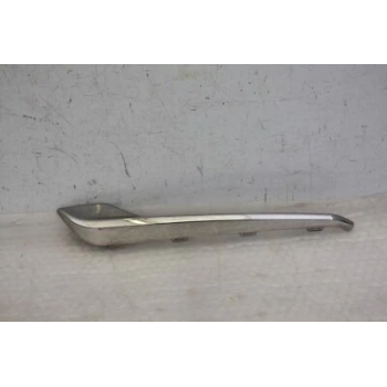 peugeot  3008  2017-2020  far bağlantı braketi sağ (far alt taşıyıcısı) plastik (tw) Oem No (9817043778)