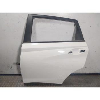 Hyundai i20 2021 sonrası sol arka kapı Oem No (77003Q0000)
