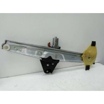 dacia sandero- 2021-2024  ön kapı komple sol (ıcelı/çekomastıklı)(tw) Oem No (801018891R)