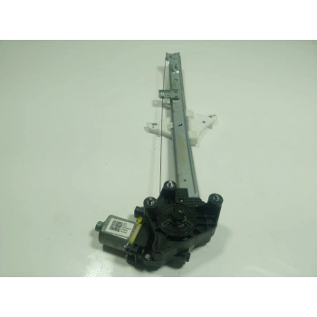 Hyundai i20 2021 sonrası elektrikli ön sol cam krikosu Oem No (82403Q0010)