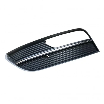 Audi A3 2013-2016 Sis Lamba Kapağı Sol (Deli̇ksiz) Oem No (8V3807681A)