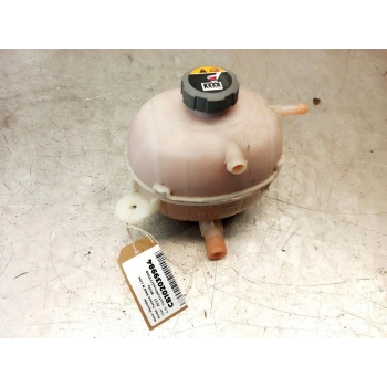 Kia Cerato 2016-2018 yedek su deposu Oem No (25430A7000)