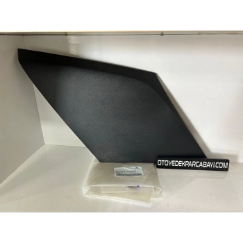 Hyundai i20 2015-2018 C Sütun Direk Bakalit Sağ Oem No (87370C8000)