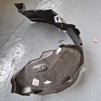 Renault Duster 2017- Ön Çamurluk Davlumbazı Sağ Oem No (638407860R)