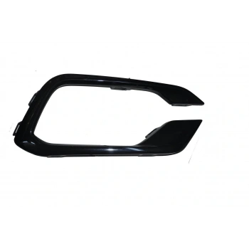 Fiat Egea 2021- Sis Far Çerçevesi Siyah Sağ Oem No (735754044)