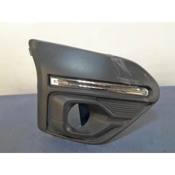 Dacia Sandero Stepway / Jogger 2020- Ön Tampon Sis Kapağı Sisli Sağ Oem No (261A29145R)