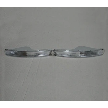 Passat 2005-2008 Ön Tampon Sinyali Sarı Sağ Oem No (3C0953042J)