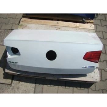 Passat 2015- Bagaj Kapağı Oem No (3G5827025A)