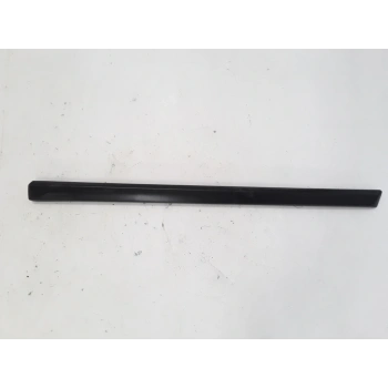 Clio Symbol - Logan Mcv Ön Kapı Bandı Sağ 2017- Oem No (808201969R)