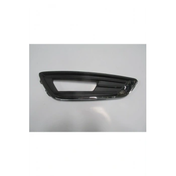 2015-2018 Ford Focus Sdhb Sis Lamba Kapağı Sağ Sis Delikli (Nikelaj Çıtalı) (Tw) (Adet) (Oem No:F1Ez15266D)