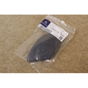 Mercedes A Class Ön Tampon Çeki Demir Kapağı Astarlı 2011- (Oem No:  A17688501229999)