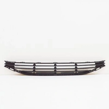 Volvo V40 Ön Tampon Panjuru Sıyah 2012- (Oem No:  31353311)