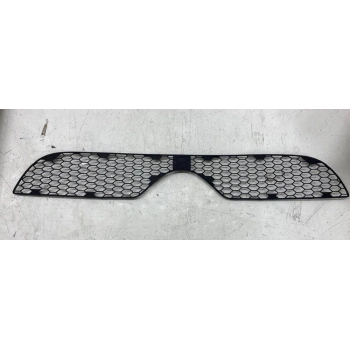 Alfa Romeo 2015-6 Ön Tampon Panjuru Sıyah 2003-2005 (Oem No:  156045060)