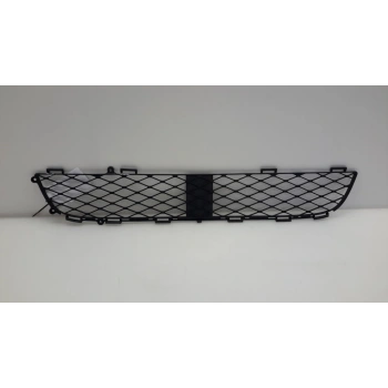 Toyota Yaris Ön Tampon Panjuru Orta 2003-2005 (Oem No:  531120D020)