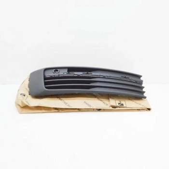 Volkswagen Transporter Caravelle Ön Tampon Bandı Ak Panjuru Üst Sensör Çıta Delikli Sol 2014- (Oem No:  7E5853683A9B9)