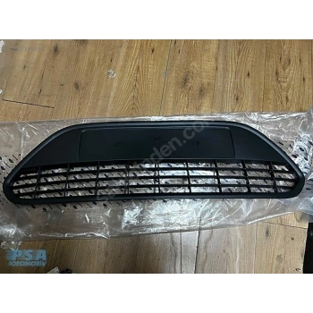 Ford Focus Ön Tampon Panjuru Orta 2008- (Oem No:  8M5117B968Ac5Zct)
