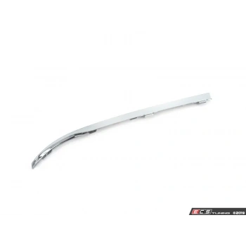 Bmw 7 Serisi Ön Tampon Bandı Nikelaj Sağ 2012- (Oem No:  51117295272)