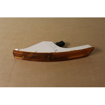 Volkswagen Passat Ön Tampon Sinyali Sarı Sol 2006 (Oem No:  3C0953041J)