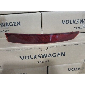 Volkswagen Jetta Arka Tampon Reflektörü Sağ 2014- (Oem No:  5C6945106B)