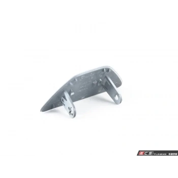 Bmw 5 Serisi Ön Tampon Far Yıkama Kapağı  Sol 2010- (Oem No:  51117332683)