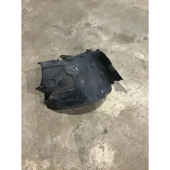 Mercedes C Class Ön Çamurluk Davlumbazı Arka Parça Sol 2007  (Oem No:  A2046902730)