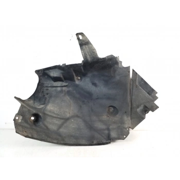 Mercedes C Class Ön Çamurluk Davlumbazı Arka Parça Sağ 2007  (Oem No:  A2046902830)