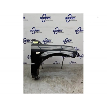 Kia Sorento Ön Çamurluk Sinyal Ve Dodik Delikli Sağ 2002-2005 (Oem No:  663213E141)