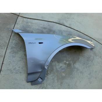 Bmw X3 X3 Ön Çamurluk Delikli Sağ 2003- (Oem No:  41353405922)