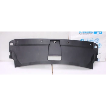 Audi Q3 Ön Panel Kapağı Üst 2011- (Oem No:  8U0807081B)