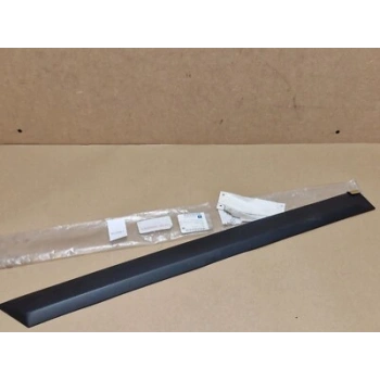 Opel Astra Arka Kapı Bandı Sağ 2004- (Oem No:  13145601)