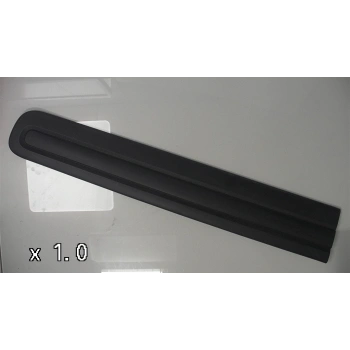 Fiat 500L Ön Kapı Bandı  Sağ 2012- (Oem No:  735558450)