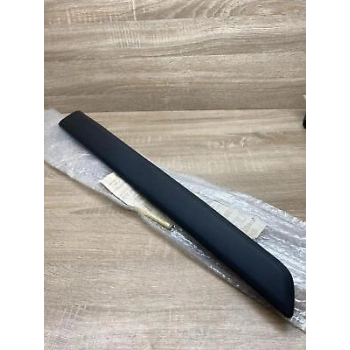 Renault Kangoo Arka Kapı Bandı  Sağ 2007-- (Oem No:  8200439118)