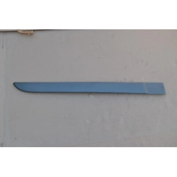 Renault Megane Arka Kapı Bandı Extrem  Sağ 2006 (Oem No:  8200574629)