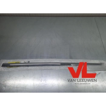Renault Captur Ön Kapı Bandı Nikelaj Bandı Sol 2012-  (Oem No:  808216861R)