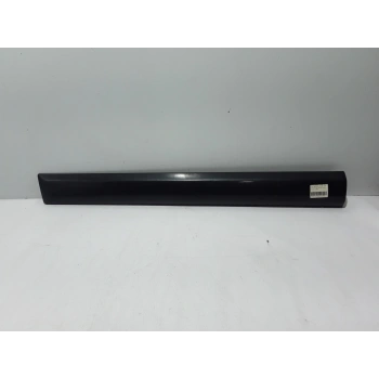 Dacia Sandero Arka Kapı Bandı Set 2008- (Oem No:  808770999R)