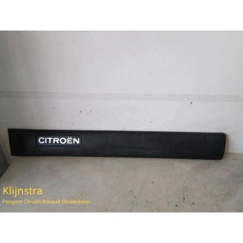 Citroen Berlingo Ön Kapı Bandı  Sol 1999-2008 (Oem No:  8545H1)