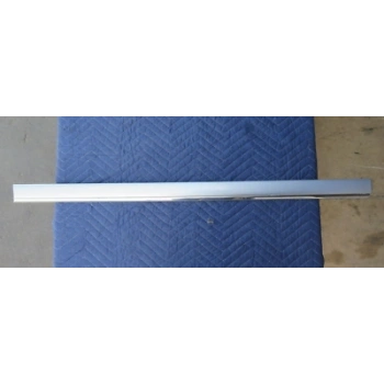 Mercedes C Class Ön Kapı Bandı Sağ 1993--2000  (Oem No:  A2026903062)