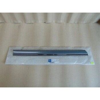 Mercedes C Class Arka Kapı Bandı Sağ 1993--2000  (Oem No:  A2026903262)