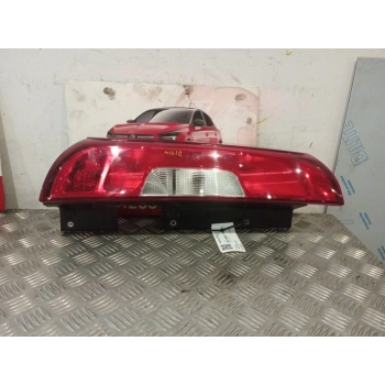 Fiat Doblo Arka Stop Çıft Kapı Sol 2015- (Oem No:  52044717)