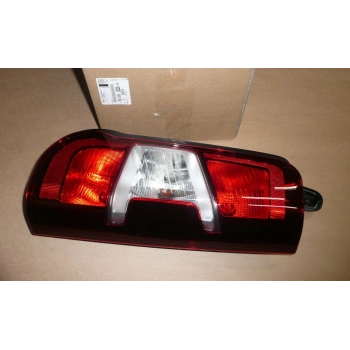 Peugeot Partner/Berlingo Arka Stop Çıft Kapı Sağ 2018 (Oem No:  9820554880)