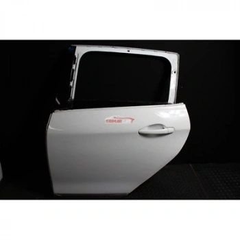 Peugeot 2008 Arka Kapı Sol 2012-  (Oem No:  9802969780)